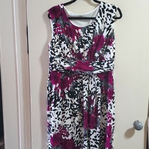 #28 - [16] Precis Petite Dress Purple flower Contrast - Black/White/Grey…